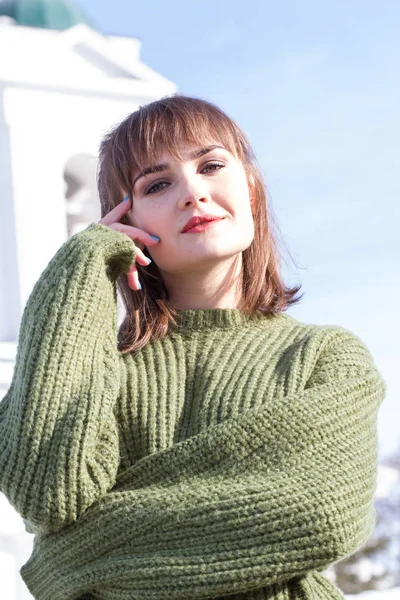 Beautiful Young Girl Green Sweater Background Clear Blue Sky — Stockfoto