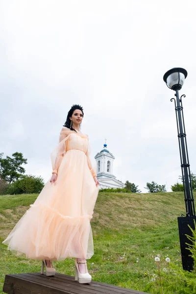 Bride Wedding Dress Background Church — Stock Photo, Image