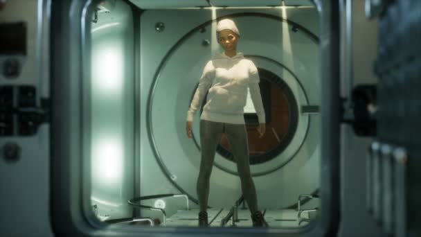 Woman astronaut on a futuristic spaceship — Stock Footage Woman astronaut on a futuristic spaceship Royalty Free Stock Footage