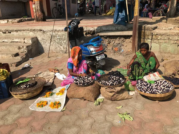 Mandla Madhya Pradesh India November 2015 Indian Women Colorful Traditional — Stock Photo, Image