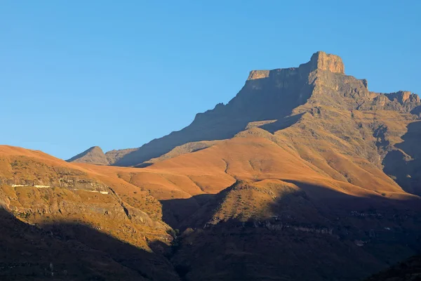 ドラケンスベルク山脈 - 南アフリカ — ストック写真