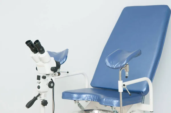 Jinekolojik sandalye ve Kolposkop Kliniği