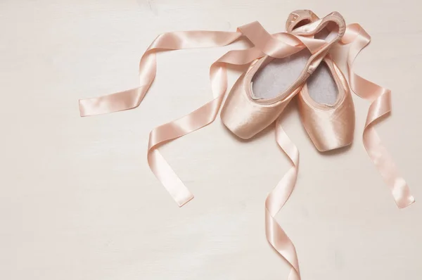 Nieuwe Roze Ballet Schoenen — Stockfoto