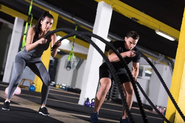 Young Fit Sports Couple Working Out Functional Training Gym Doing — Stock Photo, Image