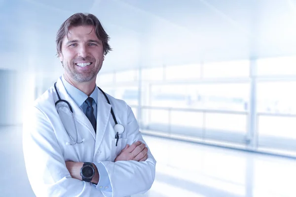 Retrato Ferir Médico Sênior Medicina Sua Ordenação — Fotografia de Stock