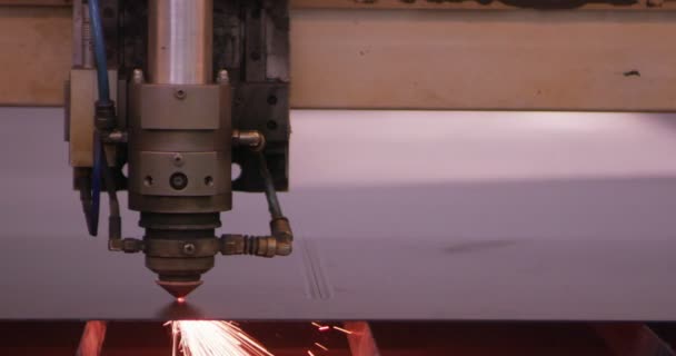 Industrie Werknemer Elektrische Wiel Stalen Structuur Malen Het Maken Van — Stockvideo