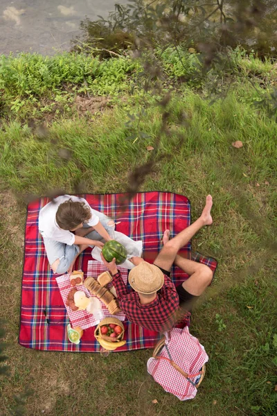 Güzel Doğada Yiyecek Piknik Zaman Zevk Aşk Içinde — Stok fotoğraf