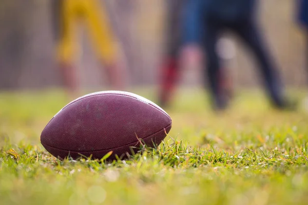 Pro American Football Campo Com Jogadores Grama Verde Segundo Plano — Fotografia de Stock