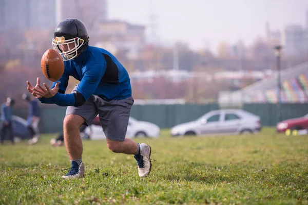 Groep Jonge Amerikaanse Voetballers Actie Tijdens Training Het Veld — Stockfoto