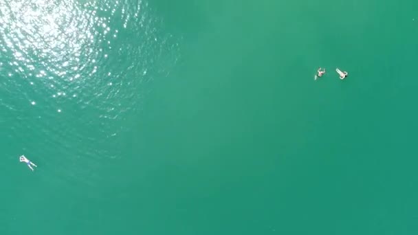 Aerial View Family Friends Kids Paddle Boat Having Fun Beautiful — Stock Video