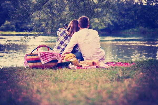 Couple Love Taking Selfie Mobile Phone While Enjoying Picnic Time — Stock Photo, Image