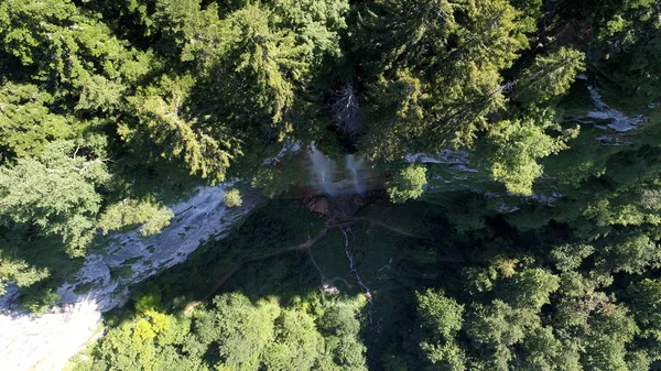 Waterval Landschap Luchtfoto Bovenaanzicht Reizen Rustig Landschap Achtergrond Slow Motion — Stockfoto