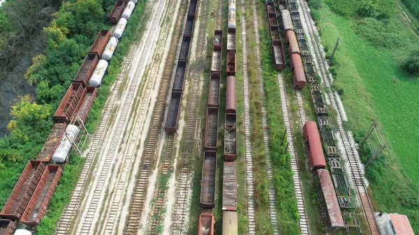 Comboios Estação Ferroviária Velhos Comboios Carga Vagões — Fotografia de Stock