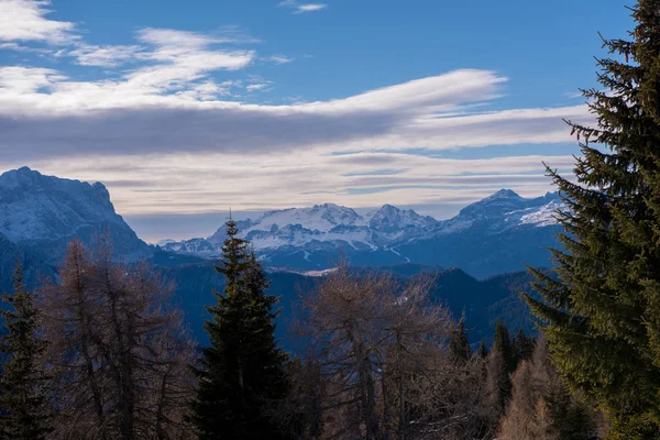 Winter Berge Schöne Alpine Aussicht Schneebedeckte Europäische Alpen — Stockfoto