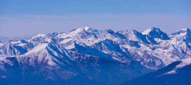 Kış dağlar Avrupa Alpleri alp panoramik görünüm kar maskeli güzel