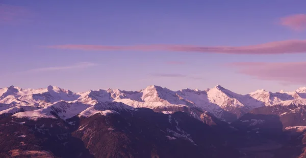 Winter Bergen Mooie Alpine Panoramisch Uitzicht Sneeuw Bedekte Alpen — Stockfoto