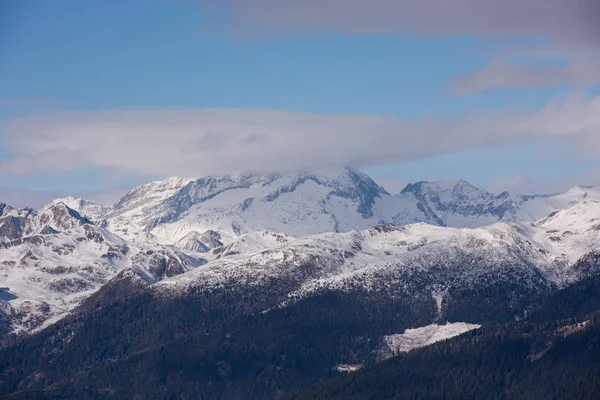 Montanhas Inverno Bela Vista Panorâmica Alpina Neve Tampada Alpes Europeus — Fotografia de Stock