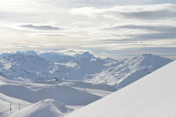 Montagnes Hiver Belle Vue Panoramique Alpine Sur Neige Fraîche Plafonnée — Photo