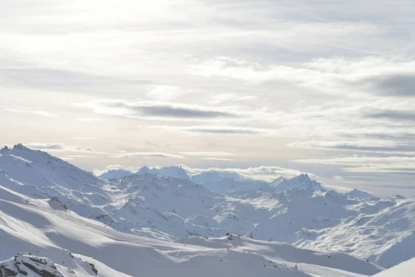 Vinter Berg Vackra Alpina Panoramautsikt Över Nysnö Utjämnade Franska Alperna — Stockfoto