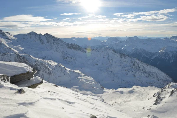 Montagnes Hiver Belle Vue Panoramique Alpine Sur Neige Fraîche Plafonnée — Photo