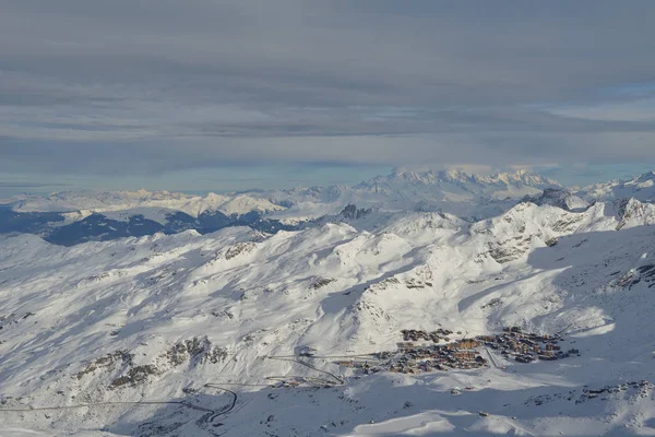 Montanhas Inverno Bela Vista Panorâmica Alpina Neve Fresca Tampado Alpes — Fotografia de Stock