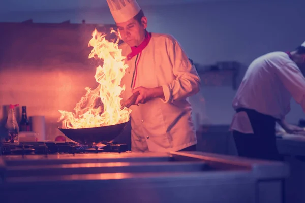 Chef Cooking Doing Flambe Food Restaurant Kitchen — Stock Photo, Image