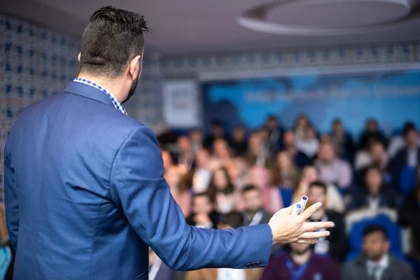 Young Businessman Business Conference Room Public Giving Presentations Audience Conference — Stock Photo, Image