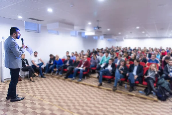 Young Businessman Business Conference Room Public Giving Presentations Audience Conference — Stock Photo, Image