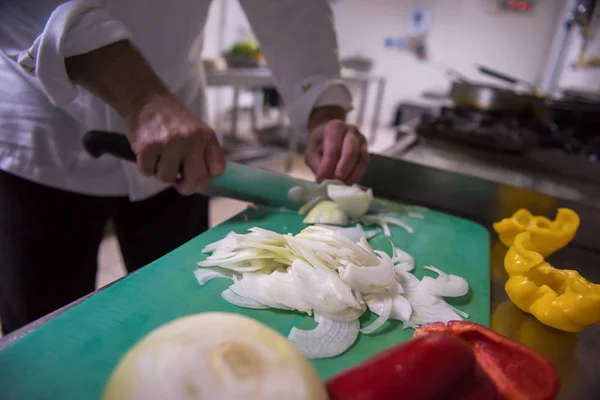 Chef Hands Cutting Fresh Delicious Vegetables Cooking Salad — Stock Photo, Image