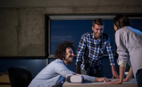 Jong Team Van Zakenmensen Groep Architect Ingenieur Bouwplaats Controleren Van — Stockfoto