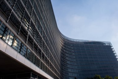 Brüksel bölgesindeki bina berlaymont
