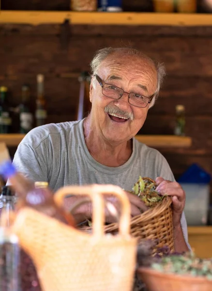 Herbalist — Stock Photo, Image