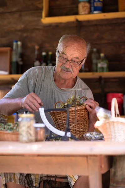 Örtkrydda — Stockfoto