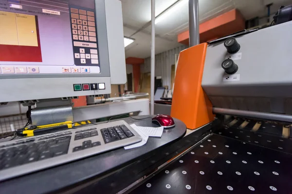 Máquina de corte de madeira CNC — Fotografia de Stock