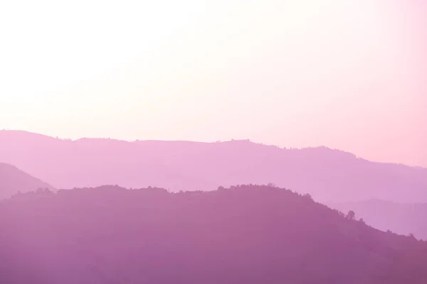 Ultraviolet paars zomer landschap — Stockfoto