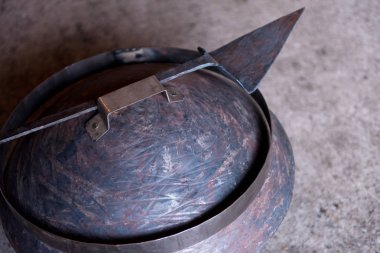 Bir demirci dükkanı