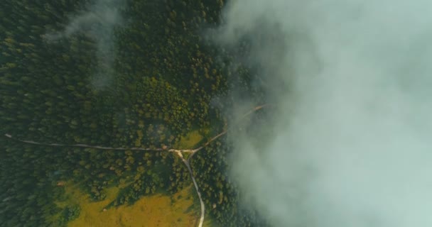 Mosca Aérea Por Encima Las Nubes Con Cielo Azul Backgroubnd — Vídeo de stock