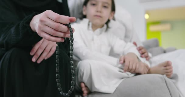 Muslim Woman Praying Ramadan Feast Home — Stock Video