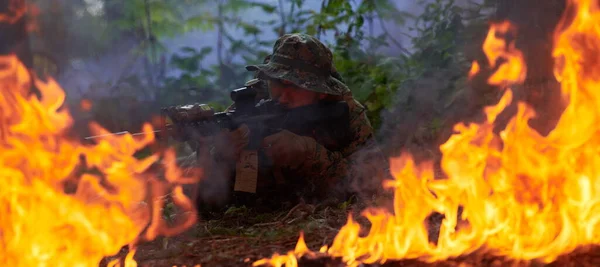 Soldado Guerra Moderna Combate Acción — Foto de Stock