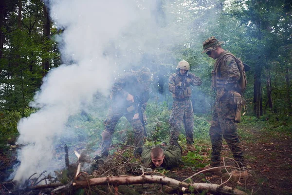 Escouade Soldats Été Capturer Terroriste Vivant Les Interroger Sur Eux — Photo