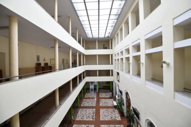 boş üniversite kolaj okulu lobisi Coronavirus zamanında okula geri döndü