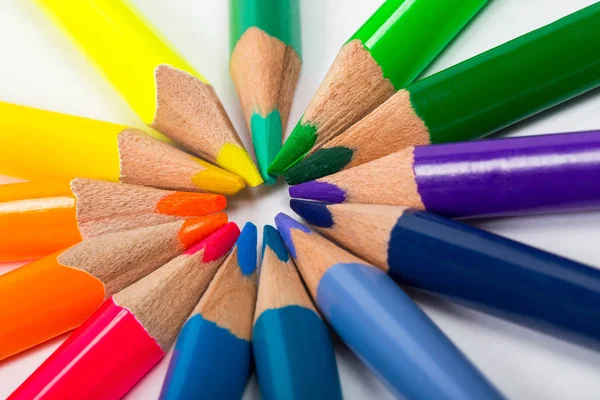 Světlé barevné tužky — Stock fotografie