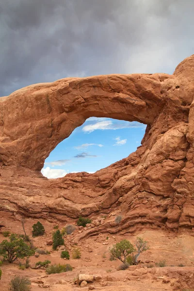 Fenêtres Célèbres Dans Parc National Des Arches Utah Usa Photo De Stock