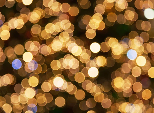 クリスマスツリーの暗いライト ロイヤリティフリーのストック画像