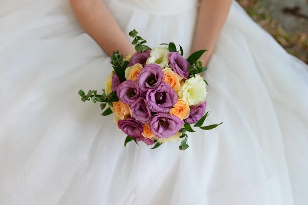 Top View Bride Flower Bouquet White Dress — Stock Photo, Image