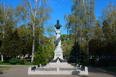 DROBETA TURNU SEVERIN ROMANIA Düzenbaz Kral heykeli mimarisi