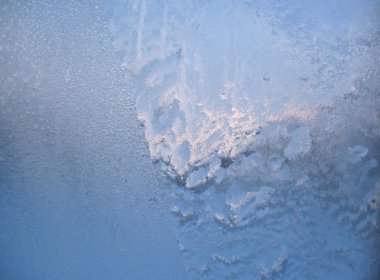 Bu soğuk kış cam üzerinde kalıptır