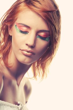 parlak Sima kadınla Redhaired