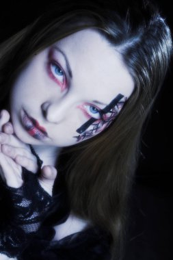 Yaratıcı yüz-sanat olan kadın