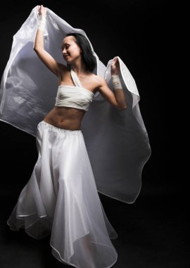 Semidarkness içinde dans